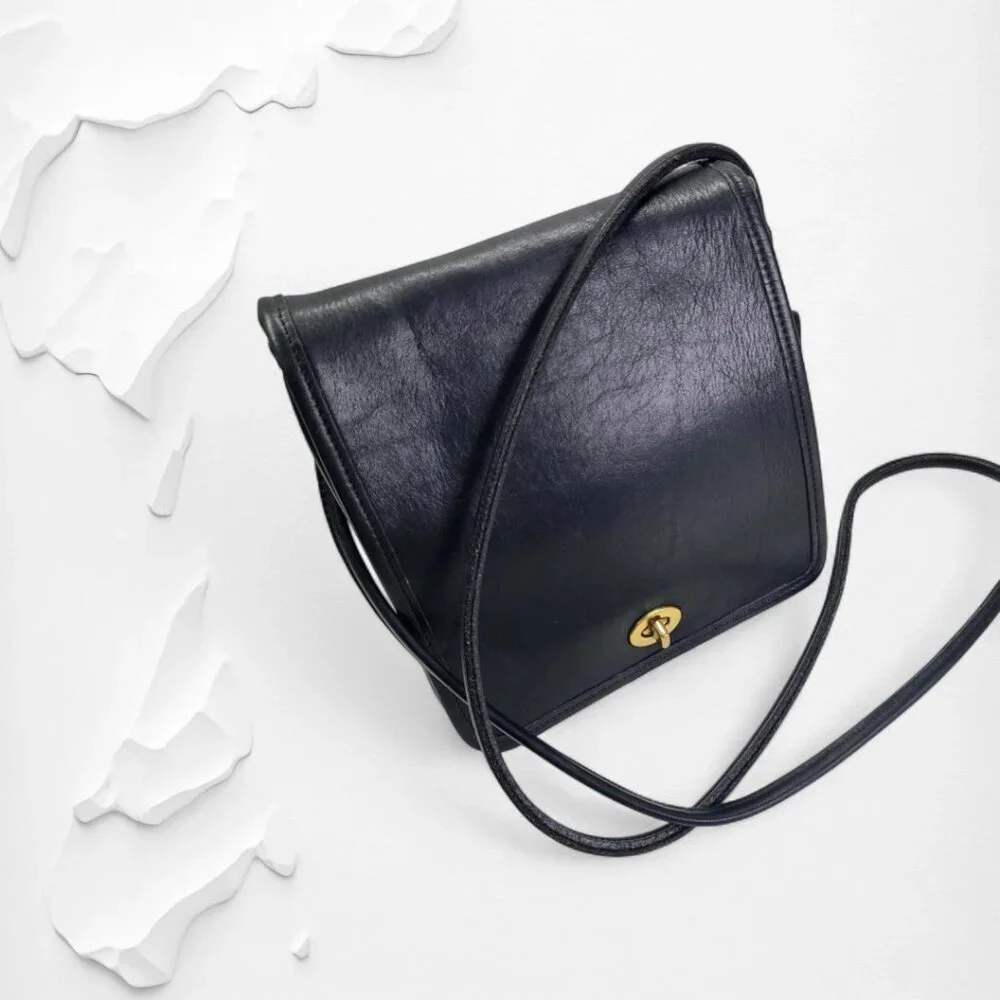 Vintage 80's COACH Compact Pouch Crossbody - Picture 8 of 10